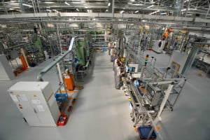 Mercedes Benz_Transmission Production at Star Transmission