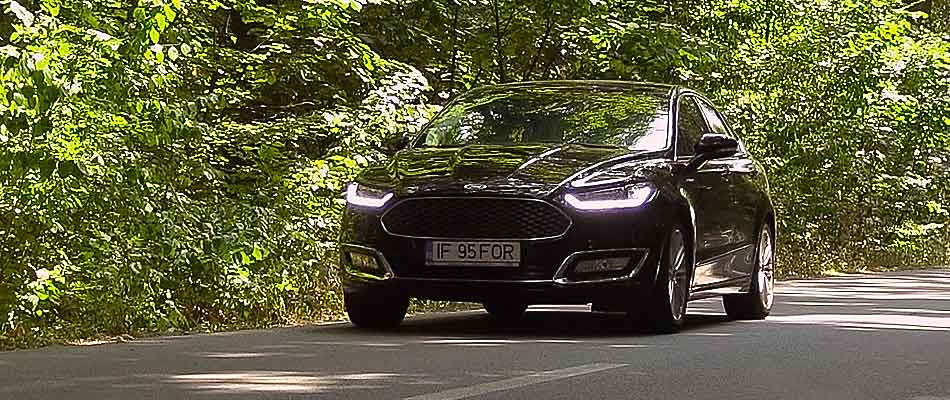 Ford-Mondeo-2.0l-iVCT-HEV-Vignale